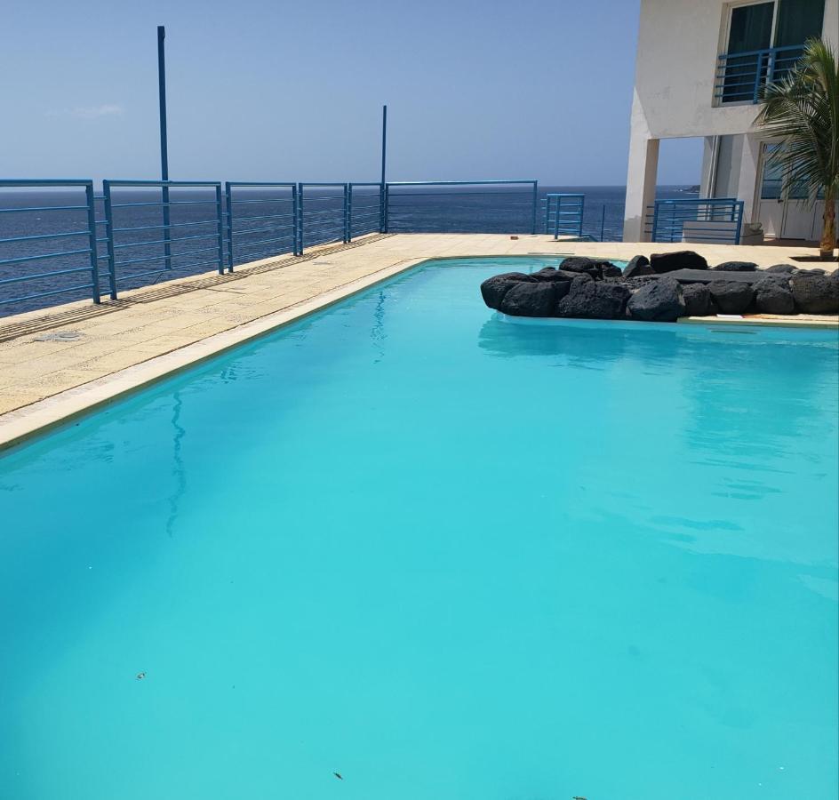 Maresia Guest House Praia Exteriör bild