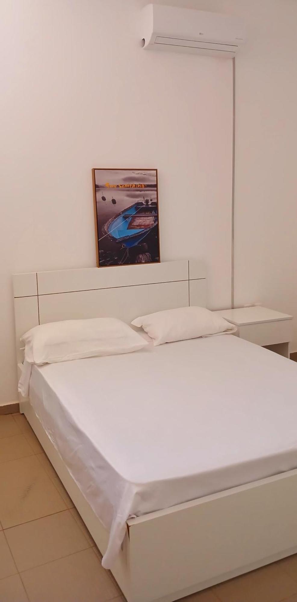 Maresia Guest House Praia Exteriör bild